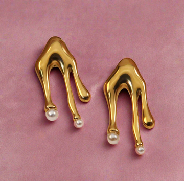 Pearl Drip Elegance Statement Earrings – A Girly Jewells Exclusive” 🎀💎
