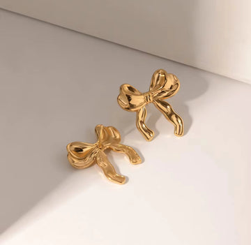 Girly Jewells – Elora Ribbon Earrings (18K Gold Plated) ✨🎀