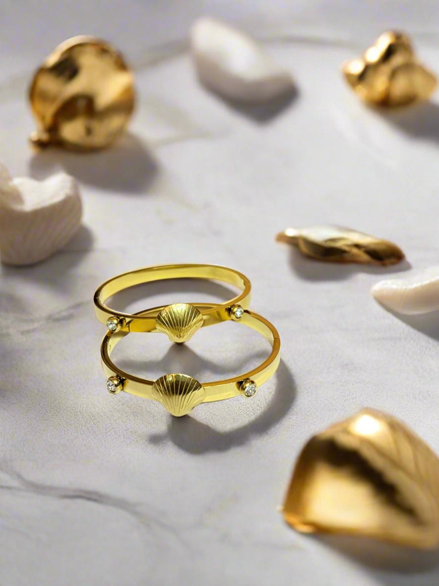 Golden Shell Glow Bracelet – Girly Jewells Classic 💝
